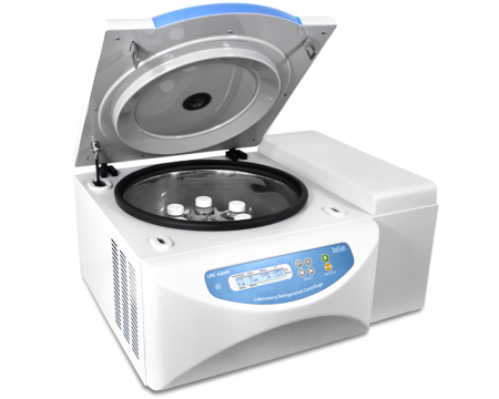 Центрифуга с охлаждением LMC-4200R